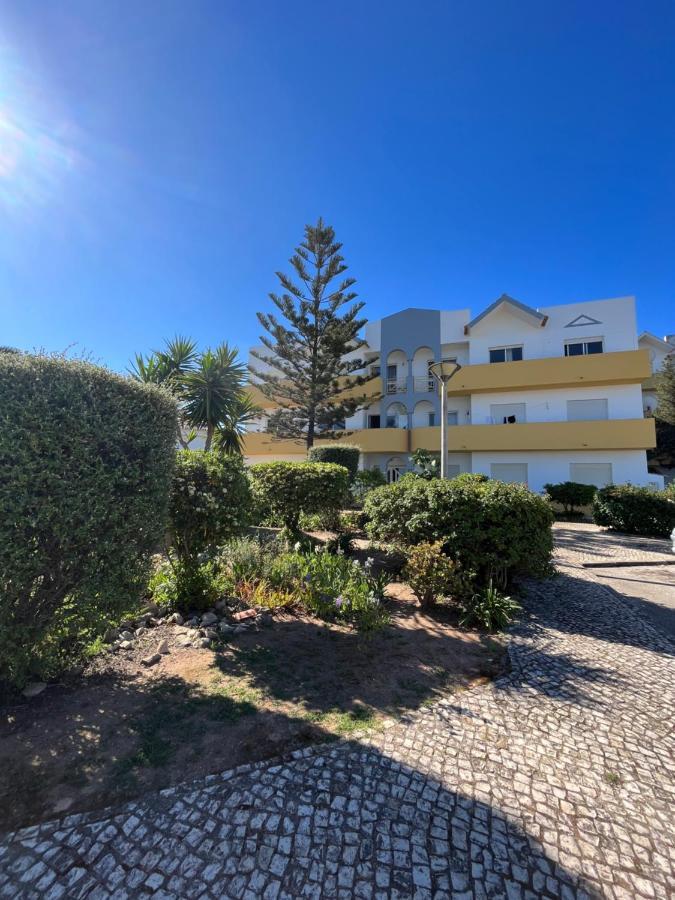Charming Salema Apartment Exterior photo